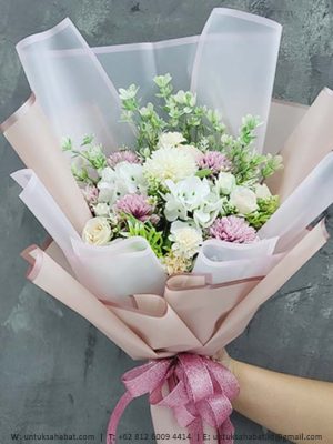 Pink Buket Bunga Artificial