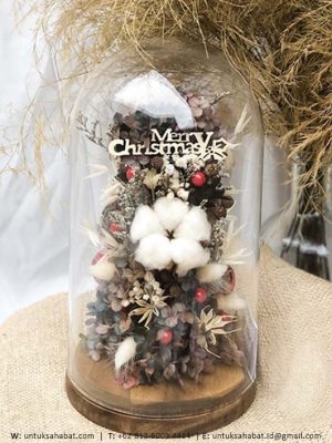 Christmas Dome Flower Rustic