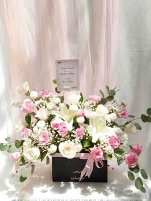 Elizabeth Flower Box