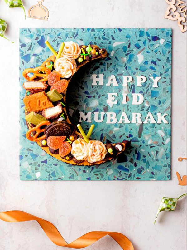 Lebaran Letter Cake