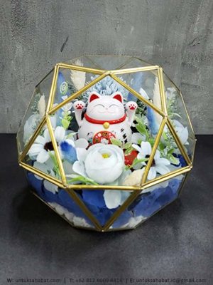Lucky Cat Blue Flower Dome